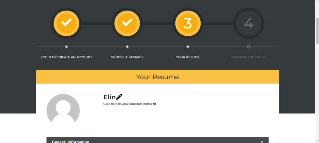 Bild som visar den övre delen av en sida där man laddar upp sitt CV. Överst visas en stegsekvens med fyra steg mot en mörkgrå bakgrund. Steg 1, 2 och 3 är gula, där steg 1 och 2 är markerade med bockar, medan steg 3 har siffran 3 synlig och steg 4 är mörkgrå. Under stegsekvensen finns engelsk text som beskriver respektive steg, följt av en gul bakgrund med texten ”Your Resume”. Längst ner syns ett vitt fält med en person-ikon, kandidatens namn och texten "Click here to view candidate profile". Bilden används för att ge hjälp vid registrering och inloggning.